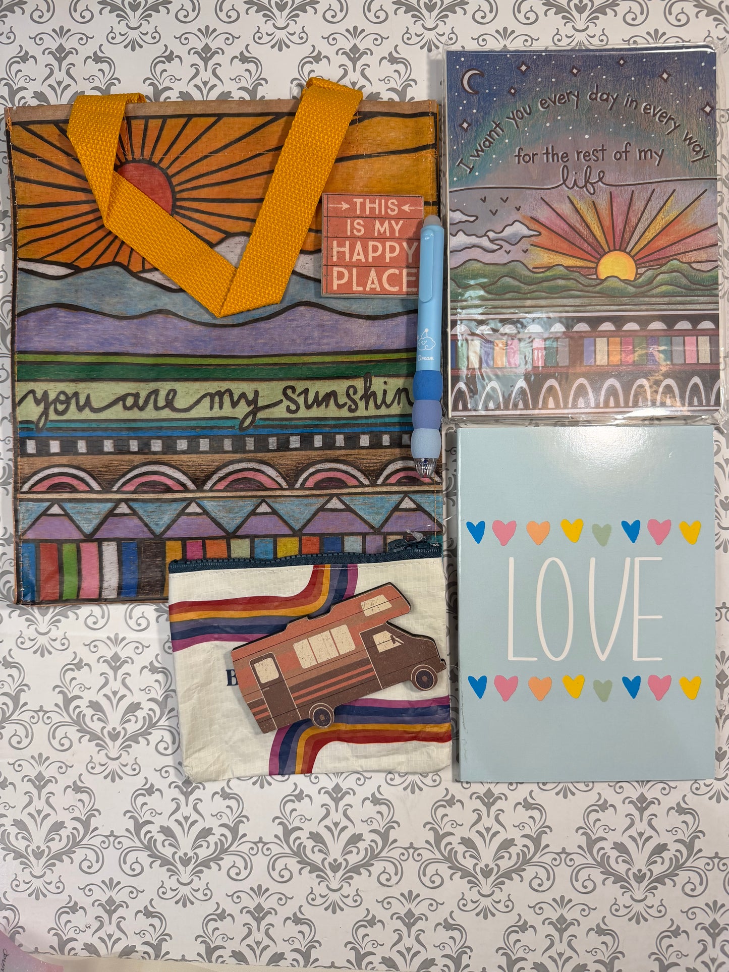 3 Mystery Prize Capsules